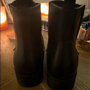 F21 Women’s booties!